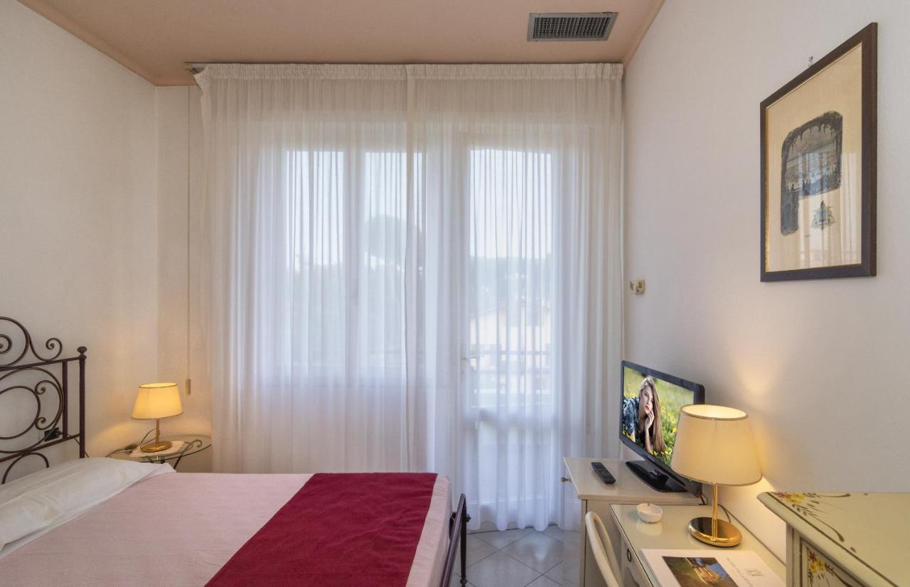 Hotel Villa Edera Marina di Pietrasanta Exterior foto